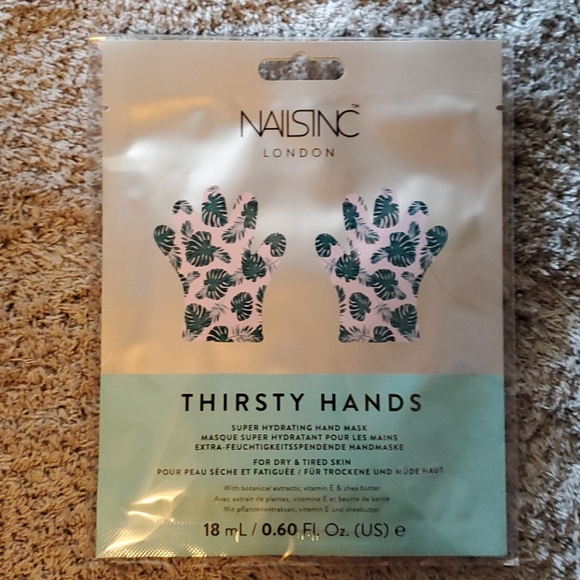 Nails Inc Other - 🎶 NWT Thirsty Hands Mask Duo